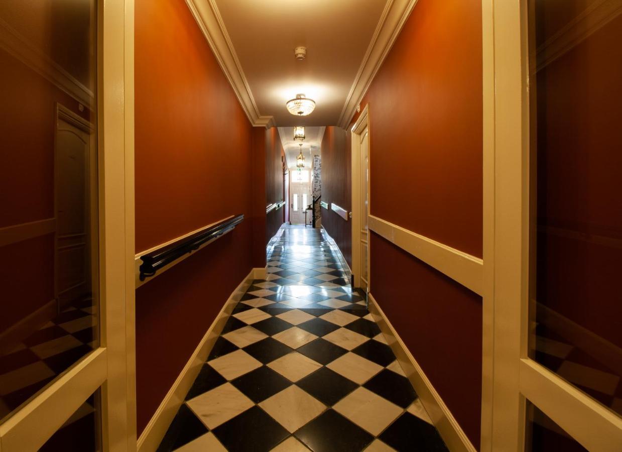 Villa Veertien Dieren Bagian luar foto